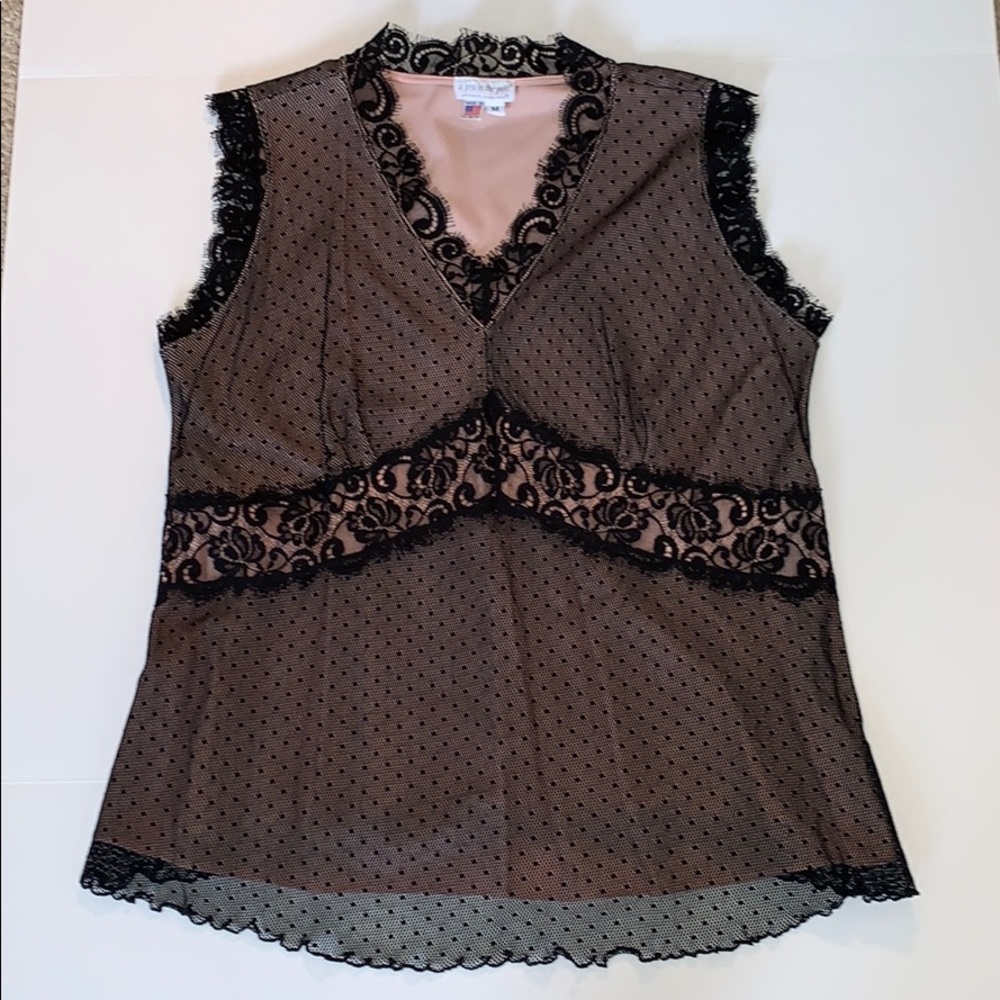 A Pea in the Pod Sleeveless Lace Top